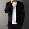 Nuevo Cárdigan de Punto para Hombre Otoño/Invierno 2026, Holgado, Casual, Suéter Cómodo, Ropa para Hombre, Disponible para Dropshipping