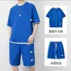 Conjunto esportivo de malha waffle para homens, conjunto de duas peças de verão com shorts e camiseta de manga curta para homens, um conjunto de roupas casuais estiloso para homens