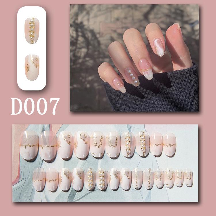 D007
