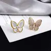 Brincos de Zircônia Pérola Borboleta Prateados Agulha Luz de Luxo, Brincos de Temperamento Simples Únicos, Brincos de Design Nicho de Alto Padrão para Mulheres
