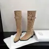 Botas para mujer 2026 de moda, punta fina, hasta la rodilla, estilo coreano, western, nuevas botas de mezclilla con hebilla de cinturón y tacón grueso para aumentar la altura