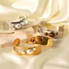 Pulseira Aberta de Aço Inoxidável com Recortes Europeus e Americanos Pedra Olho de Tigre Pulseira de Pérola Feminina Joia de Mão Pulseira de Aço Titânio Joia que Não Desbota