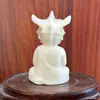 Artesanía de Imitación de Marfil Fruta Tallada Ultraman Adornos para Escritorio de Oficina Venta al por Mayor