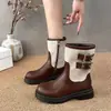 Botas de media pantorrilla, estilo retro bajo con hebilla de cinturón, botas de ciclismo de nicho, nueva versión coreana 2026, estilo británico, bloques de color, puntera redonda, para mujer