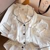 Pijama Fresco de Gato con Lunares de Seda de Hielo Portátil para Mujer Verano 2026 Nuevo Conjunto de Tres Piezas de Manga Corta para el Hogar