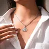 Collar con Colgante de Letra 26 de Mezclilla Popular Europeo y Americano Transfronterizo, Cadena para Clavícula de Moda Personalizada, Colgante Bicolor, Joyería Unisex