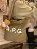 Bolso de Hombro de Pana de Moda con Letras Otoño e Invierno para Mujer 2025 Nuevo Diseño Coreano de Nicho Bolso Tote de Gran Capacidad para Mujer
