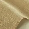 El producto es simple y resistente, hecho de materias primas de origen vegetal, tela de yute, y se puede imprimir y teñir