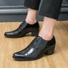 Sapatos masculinos de salto alto pontiagudo plus size transfronteiriços Estilo britânico Sapatos de cabeleireiro Estilo europeu e americano Casual Sapatos formais de negócios