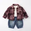 Jaqueta de algodão de inverno para bebê menino jaqueta acolchoada estilosa tie-dye de mistura de lã para menino pequeno blusa com bordado de letra infantil roupas infantis