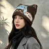 Nova coleção outono e inverno: gorro de tricô fofo de desenho animado com orelhas de gato para mulheres, projetado para fazer o rosto parecer menor, proporcionando calor e proteção para as orelhas