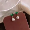 Pendientes de Perla con Hoja de Ginkgo Verde Aguja de Plata Moda Francesa Exquisitos Pendientes Largos de Alta Gama Pendientes de Nicho para el Trabajo