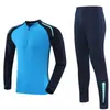 Atacado de roupas esportivas infantis de manga longa para atividades ao ar livre, incluindo tamanhos unissex e para adolescentes, roupas de treino respiráveis e camisas de time com impressão personalizada para jogos de futebol