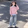 Estilo Coreano Versátil Moderno Bloque de Color Rayas Patchwork Cuello Polo Falso Dos Piezas Top Conjunto de Pantalones Vaqueros Estilo Coreano