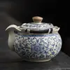 Conjunto de Chá Kung Fu com Padrão de Lótus Azul e Branco com Uma Bule e Duas Xícaras, Bule de Cerâmica Doméstico com Separação de Chá e Água, Caixa de Presente