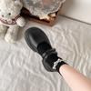 Sapatos de couro de salto grosso retrô francês feminino 2024 inverno novo estilo britânico fivela dupla para todos os jogos com sapatos de camada única Mary Jane para mulheres
