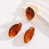 Brincos Assimétricos de Liga de Resina Estilo Maillard para Mulheres Moda Retrô Cor Café Brincos Galvanizados Conjunto de Anéis Decoração