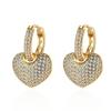 Aretes Europeos y Americanos de Lujo Accesible con Circonio en Forma de Corazón para Mujer Aretes Chapados en Oro de 18K Aretes Atmosféricos Populares Micro-incrustados Venta al por Mayor de Aretes