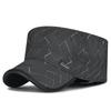 Sombrero Plano Acolchado Bordado Grueso Cálido de Nuevo Estilo Otoño e Invierno para Exteriores para Personas de Mediana Edad y Mayores con Protección para los Oídos y Protección contra el Viento de Algodón