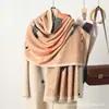 Bufanda jacquard de doble cara estilo japonés y coreano con pequeñas flores, imitación cachemir, versátil para otoño e invierno, chal cálido para mujer