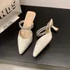 Sandalias tipo Baotou, tacón medio para mujer, sandalias slip-on versátiles, para uso exterior en verano, punta fina, tacón de aguja, adornadas con pedrería, mules destalonados, nuevo estilo para mujer 2025