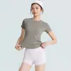 Nova Roupa de Yoga para Mulheres Primavera e Verão 2026, Camiseta Elástica Slim-Fit com Gola Redonda, Top Fitness Esportivo de Manga Curta Emagrecedor para o Dia a Dia