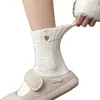 Estilo Doce de Menina Meias Esportivas Outono e Inverno 2025 Estilo Coreano Ins Terry Pile Versátil em Forma de Coração Quentes Meias de Cano Médio