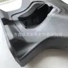 Venta al por mayor de fábrica Espuma de Poliuretano Pu Autopielante Impermeable Respaldo para Motocicletas y Scooters con Incrustaciones, Incluyendo Moldes Defectuosos
