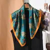 Pañuelo Cuadrado Pequeño de Verano Delgado y Suave, Bufanda Decorativa Versátil y Elegante para el Cuello, Pañuelo de Seda Artístico, Fresco y de Gama Alta para Mujeres