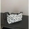 Bolso con Patrón de Diamantes, Bolso de Almohada para Debajo del Brazo, Bolso Tofu, Bolso Cubo Cruzado de un Solo Hombro, Bolso Japonés para Mujer, Bolso Cuadrado Pequeño, Versátil