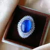 Huabi Joyería Base de Cobre Chapado en Oro Espinela Azul Tipo Hielo Fluorescente Forma de Huevo Conjunto de Temperamento Sencillo para Personaje Principal 13*18