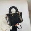 Bolso Satchel de Diseño Nicho Rojo de Alta Gama Bolso Princesa Diana para Mujer 2025 Nueva Moda Versátil Estilo Extranjero Bolso de Hombro