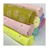 Tela de algodón con estampado floral para camisa de vestir de mujer, informal, de 110 g, con estampado de crisantemo a rayas, estilo jacquard