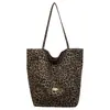 Nova Bolsa de Lona de Ombro Único Estilo Preguiçoso 2026 Grande Capacidade Estampa de Leopardo Moda Bolsa Tote Simples para Ir ao Trabalho Casual Bolsa Feminina