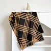 Cachecol de Xadrez em Linha Preto e Branco para Mulheres Inverno de Alta Qualidade 2025 Novo Estilo Cachecol de Imitação de Caxemira Estilo Quente
