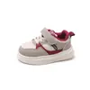Tênis Casuais Infantis com Solado Macio para Meninas, Novo Estilo Primavera 2026 Sapatos Casuais com Solado Macio para Meninos, Tênis Esportivos Versáteis para Bebês