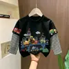 Camiseta de manga comprida 100% algodão para meninos, coleção primavera e outono 2026, novo estilo, gola redonda, roupas infantis, top com visual em camadas para bebê menino, camiseta de baixo
