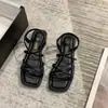 Sandálias Baixas Casuais Novas Estilo Francês Versáteis Planas Estilo Fada Sapatos de Praia Nicho Romanos Cor Sólida Sapatos 2024
