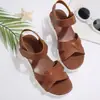 Sandalias romanas transfronterizas europeas y americanas, sandalias de verano para mujer con suela gruesa y correas de velcro, sandalias transfronterizas europeas y americanas con tiras cruzadas, venta al por mayor en tallas grandes