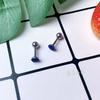 Venta directa del fabricante: Aretes y Piercings de Cartílago Espirales de 4 mm Personalizados y de Moda Estilo Europeo y Americano con Copas de Diamante
