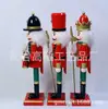 Vendas Diretas da Fábrica Fornecem Várias Formas e Tamanhos Soldados de Madeira Pintados Soldados de Noz Quebra-Nozes Marionetes
