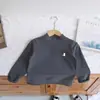 Camiseta Segunda Pele Infantil Derong Outono Inverno 2026 Marca Tendência Simples Quente Elástica Camiseta de Manga Longa Infantil Top Primavera Outono