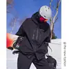 Chaqueta de esquí moderna, asequible, a prueba de viento y resistente al agua en color Fruta del Dragón, Chaqueta de montañismo estilo pareja con forro polar para abrigarse