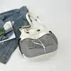 Bolso de Mano Texturizado de Alta Gama Bolso Tote Cruzado Nuevo Otoño e Invierno 2025 Bolso Versátil para el Trabajo Hombro Axila