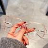 Gafas de montura negra lisa para mujer se pueden equiparar con graduación montura grande adelgazante cuadradas anti-luz azul gafas Pujia cara redonda gafas lisas