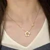 Caperucita Roja Collar Explosivo Doble Flor Femenino Flor Pequeña Completo Diamante Súper Brillante Cinco Flores Elegante Exquisito Cadena Clavícula