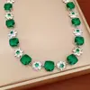 Colar Quadrado com Flor Incrustada de Zircônia Vintage, Corrente Clavicular de Luxo Leve de Nicho, Conjunto de Joias Requintado Retro
