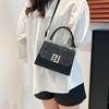 Bolsa de Mão Versátil Transfronteiriça, Nova Bolsa Transversal Simples e Elegante 2025 Estilo Coreano, Bolsa de Ombro Exquisita, Bolsa Feminina