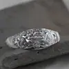Novo Bracelete de Prata Estilo Étnico Personalizado Retro Estilo Chinês para Mulheres, Versão Larga com Flor de Peônia, Bracelete Aberto de Prata Grosso Atacado