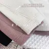 Versão Exclusiva da Loja Lulu Bling da Camisa Henley Ajustada, que Define a Cintura, de Manga Curta, Camiseta Casual Esportiva para Yoga e Fitness